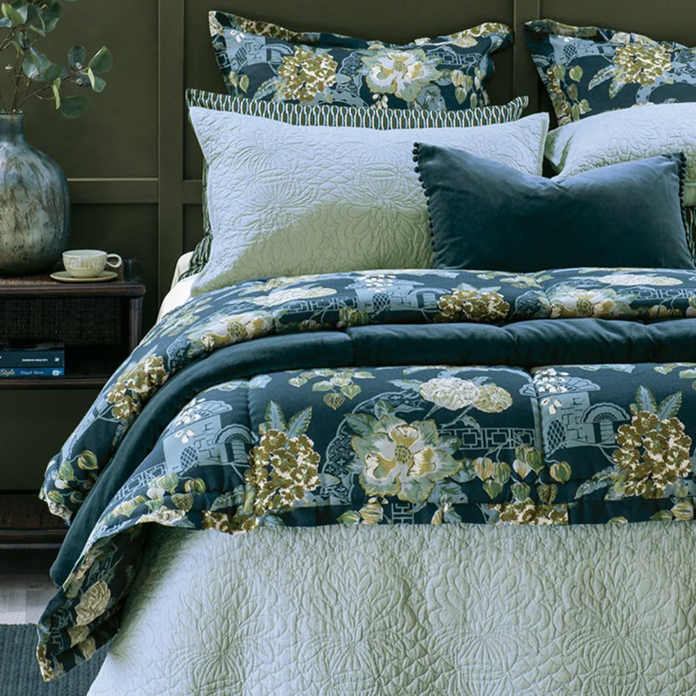 Fontanella Duck Egg Bedspread Q