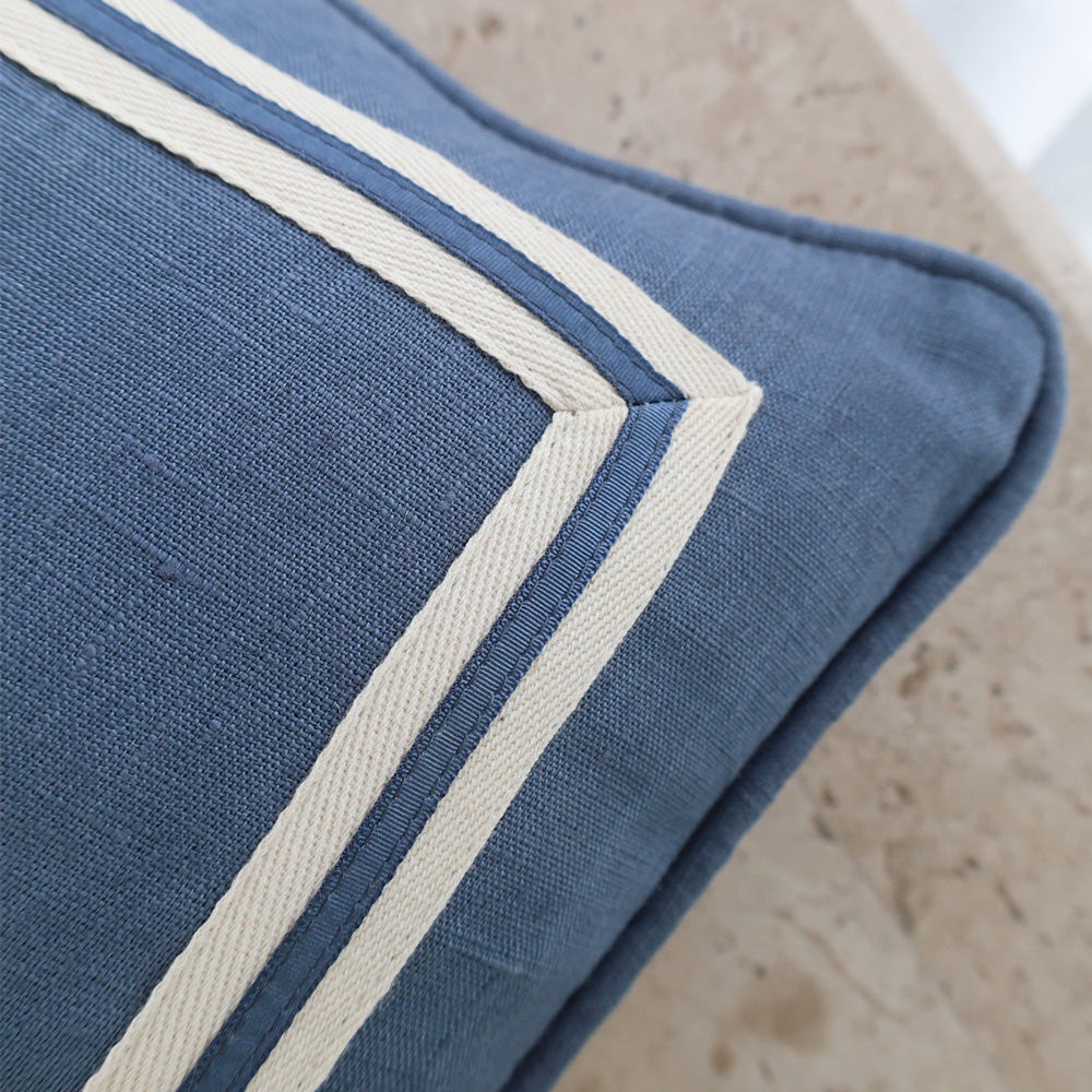 Blue Rect Cushion Stripe Border