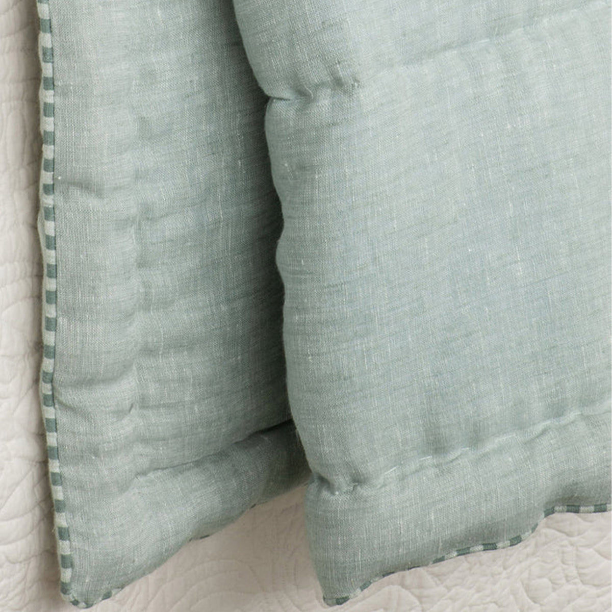 Luchesi Duck Egg Comforter