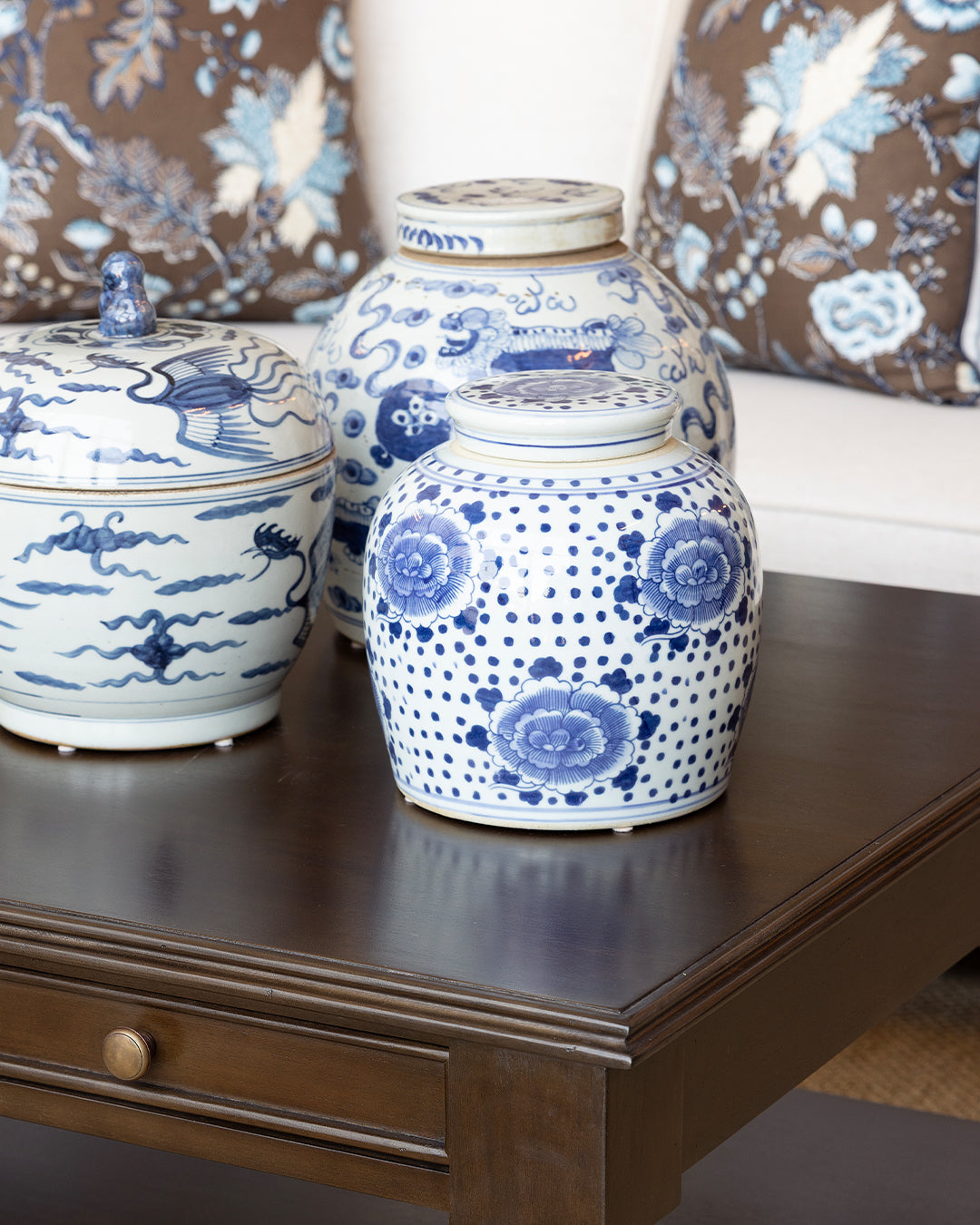 Blue And White Phoenix Round Jar