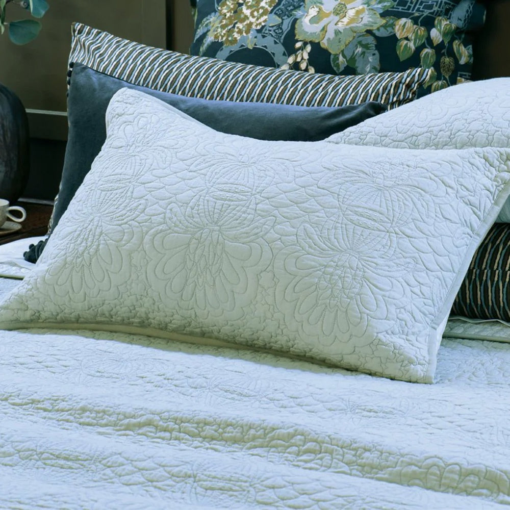 Fontanella Duck Egg Bedspread Q