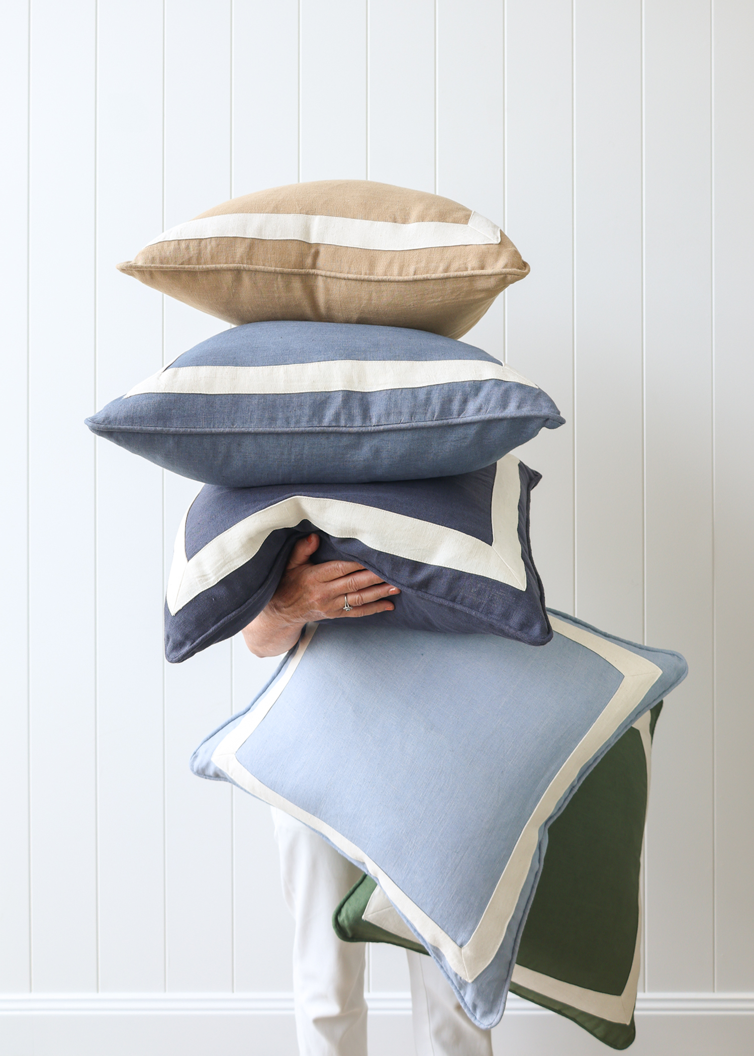 Green Linen Ivory Border Cushion