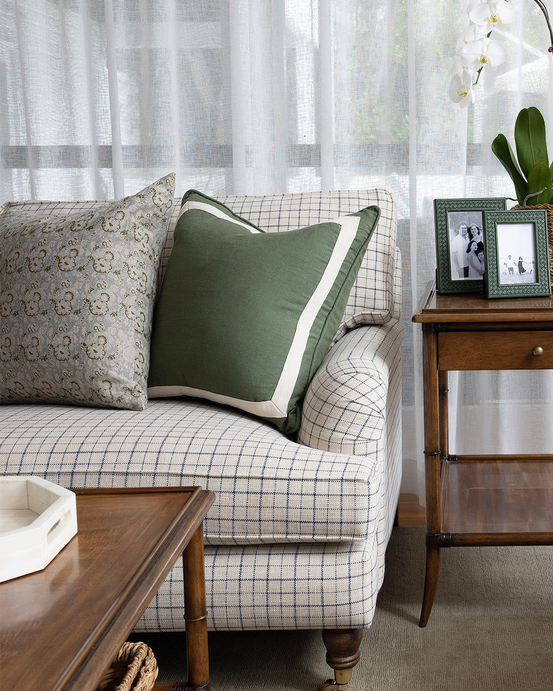 Green Linen Ivory Border Cushion