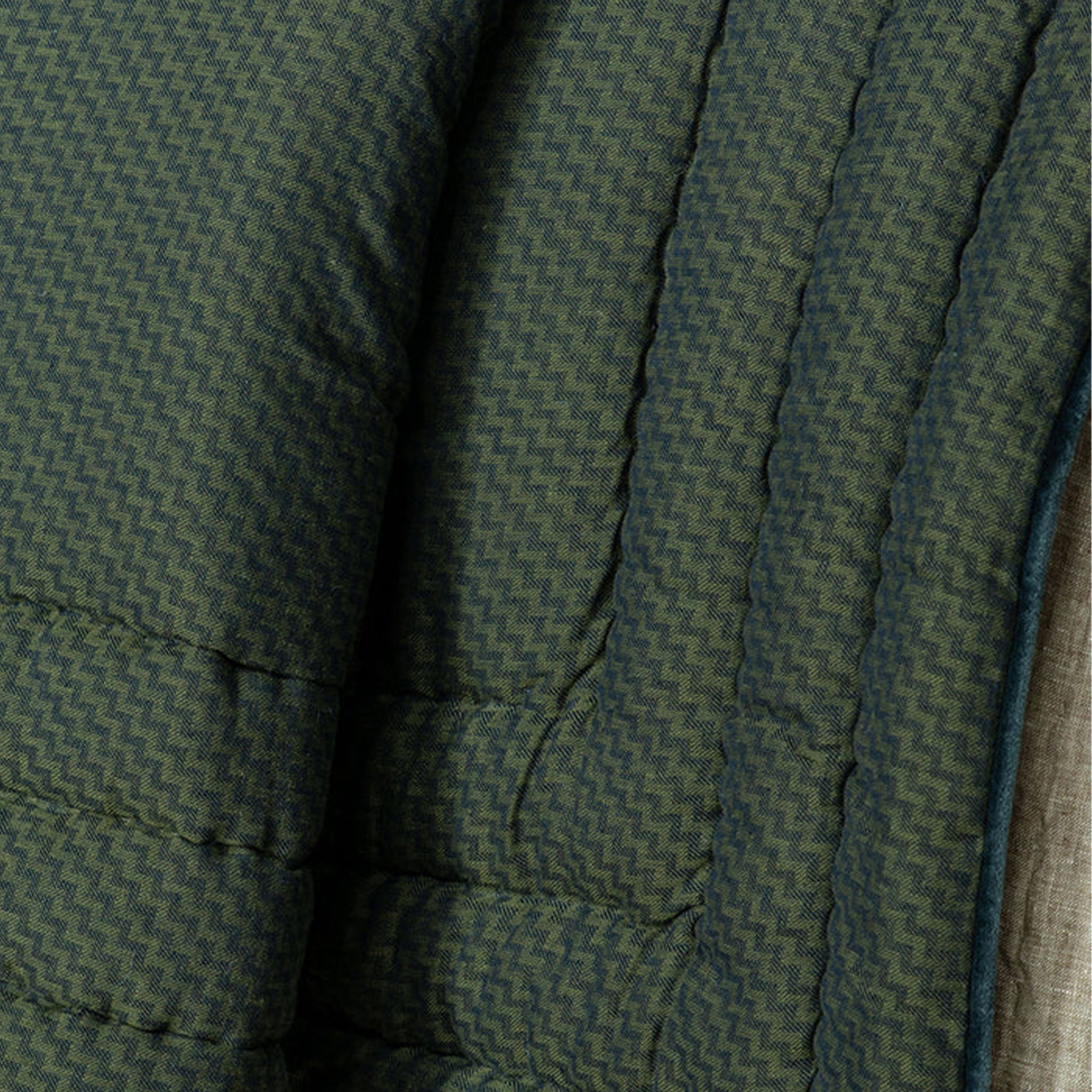 Tobiishi Spruce Green Comforter