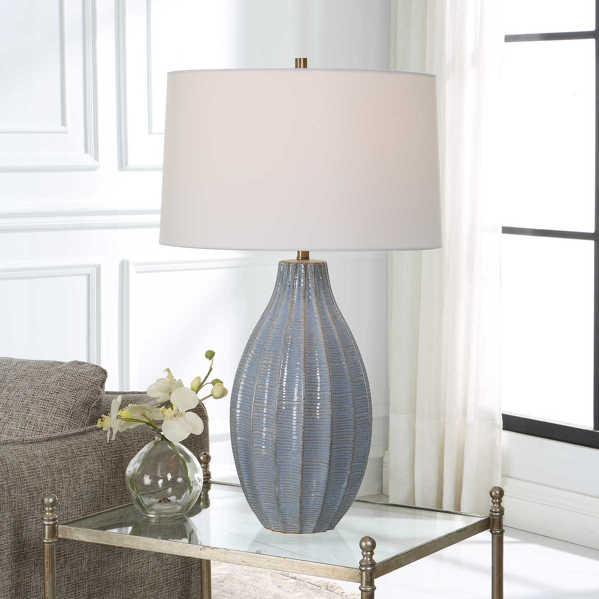 Veston Blue Table Lamp